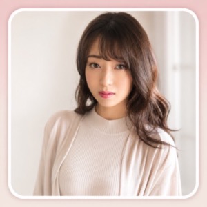 Asumi Kanna (明日美かんな)
