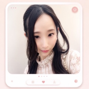 Misaki Yui (美咲結衣)