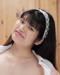 Nakama Hana (仲間華)