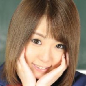 Namiki Ayu (並木あゆ)