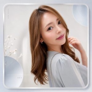 Ogura Yuna (小倉由菜)