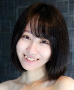 Syu Arisa (周亜里沙)